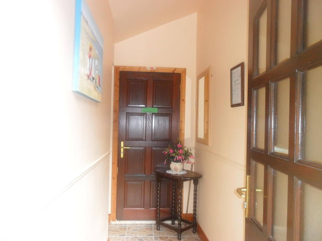 Glen House Room Only Accommodation Youghal Phòng bức ảnh
