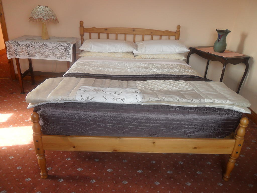 Glen House Room Only Accommodation Youghal Phòng bức ảnh